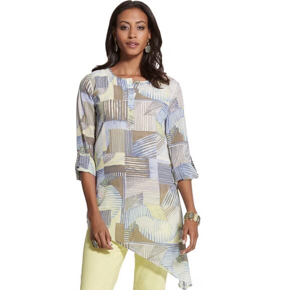 Chico's Size 3 Linear Lines Ali Top Tan Popover Asymmetrical Hem Roll Tab Sleeve - Picture 1 of 8